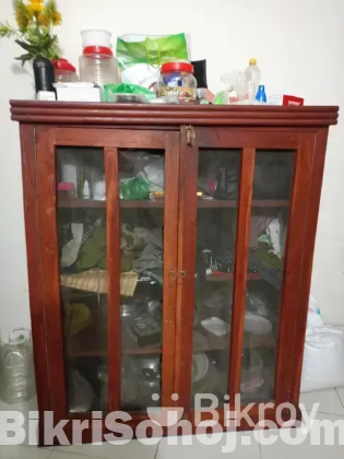 পুরাতন কাঠের মালামাল